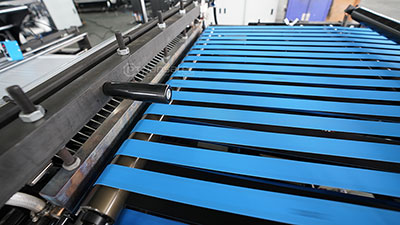Máquina para fabricar sobres de polietileno (courier)